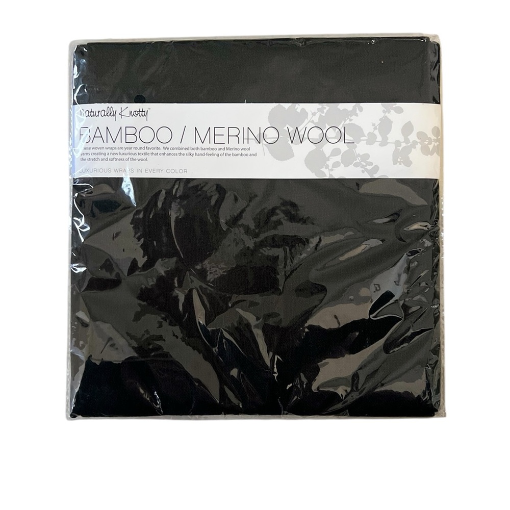 Naturally knotty 100% Merino Wool Scarf Wrap black Fringed NWT